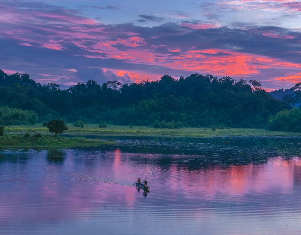 Birding Vietnam, Bird Watching Vietnam, Birding Asia, Naturalist Journeys, Wildlife Tour, Wildlife Photography, Ecotourism, Specialty Birds, Endemic Birds, Birding Hotspot, Cuc Phuong