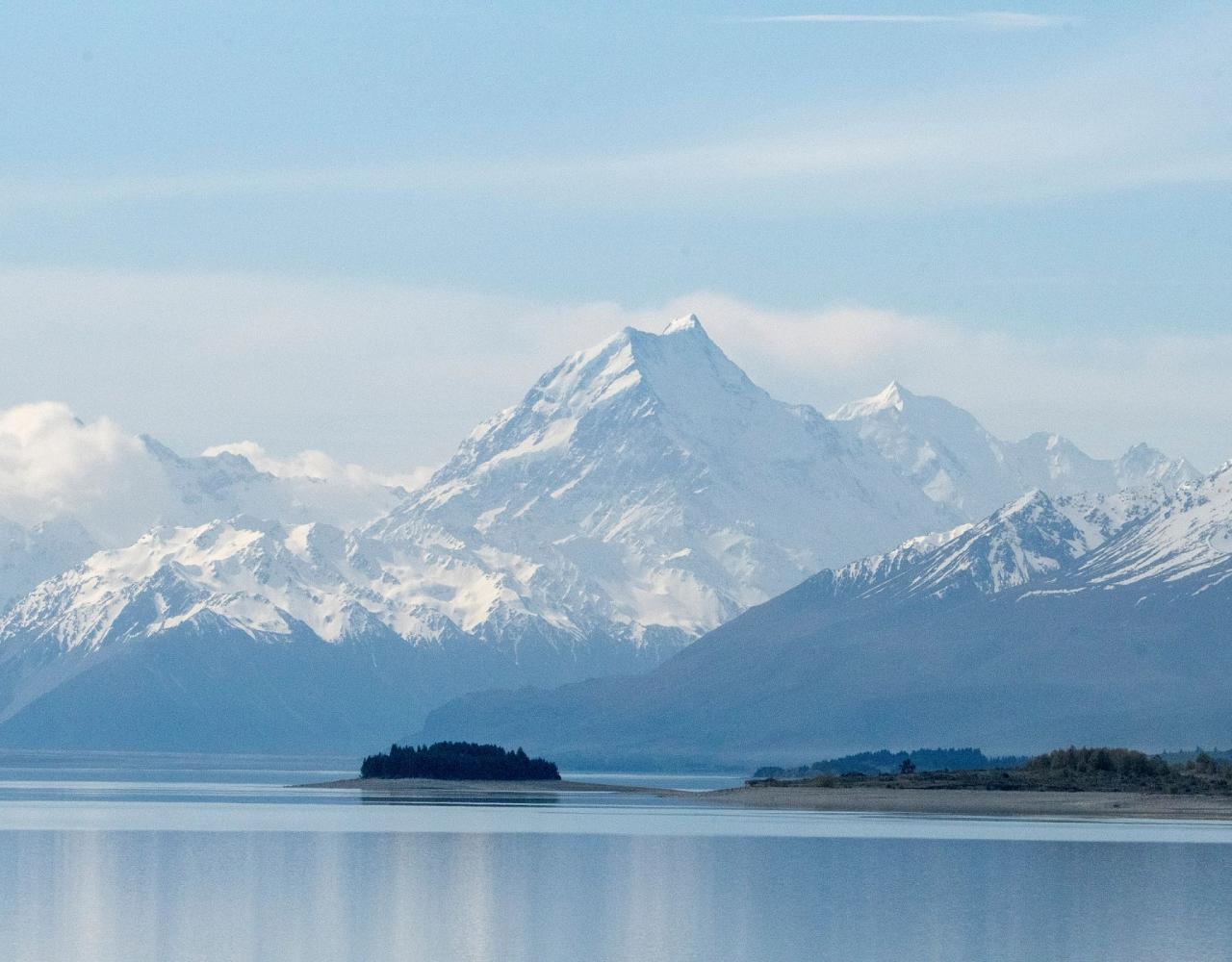 New Zealand, New Zealand Nature Tour, New Zealand Birding Tour, New Zealand Wildlife Tour, Naturalist Journeys, Birdwatching, Wildlife Tour, Travel