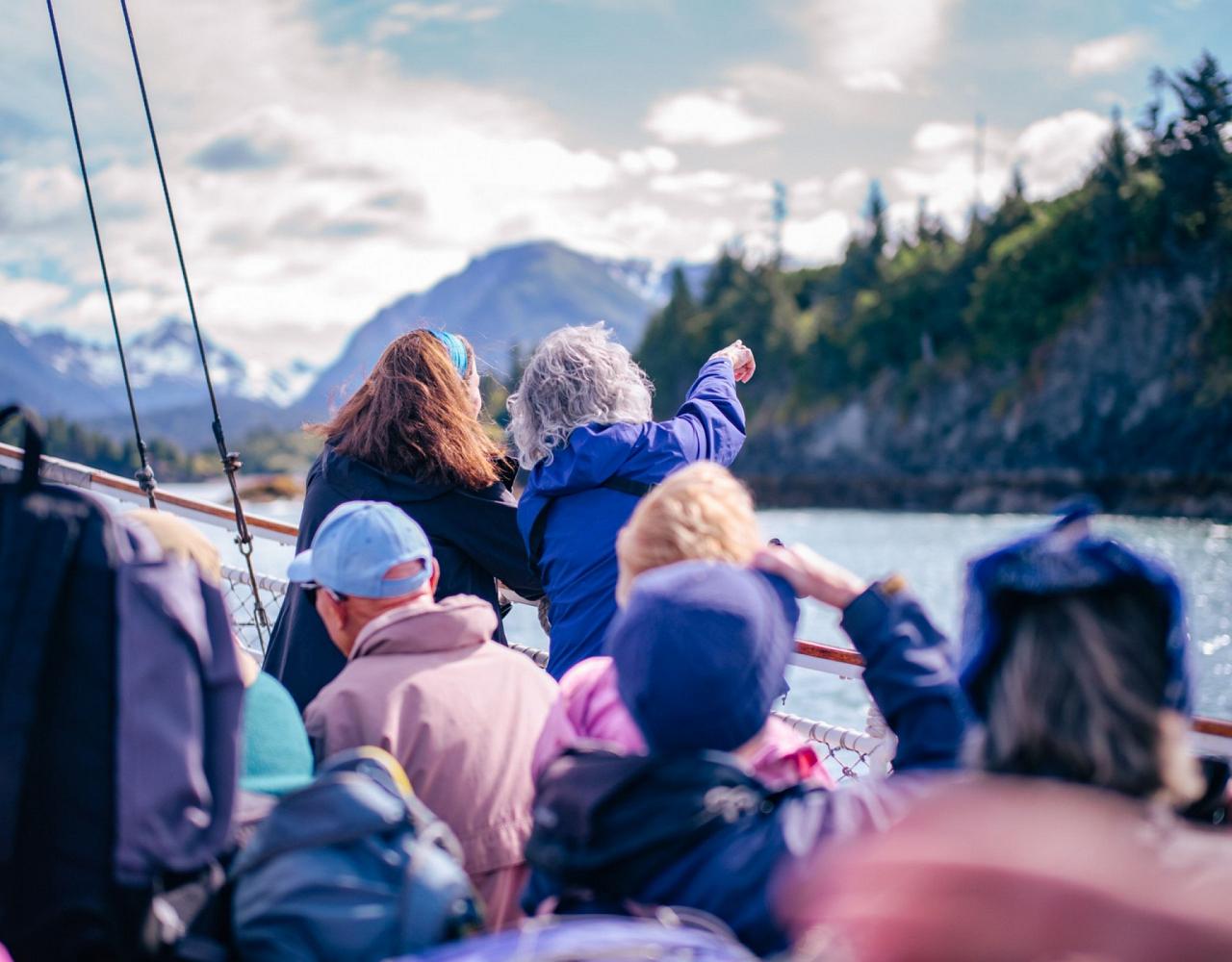 Birding Alaska, Bird Watching Alaska, Birding North America, Naturalist Journeys, Wildlife Tour, Wildlife Photography, Ecotourism, Specialty Birds, Endemic Birds, Birding Hotspot, Whale Watching