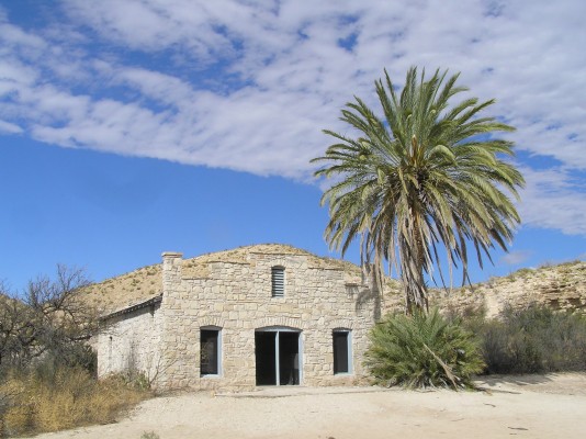 Big Bend Building, Texas, Big Bend, Big Bend National Park, Texas Nature Tour, Texas Birding Tour, Big Bend Nature Tour, Big Bend Birding Tour, Naturalist Journeys